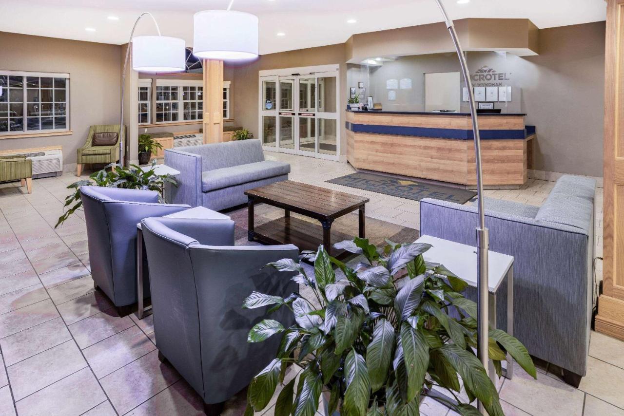 Microtel Inn & Suites By Wyndham Johnstown Eksteriør bilde