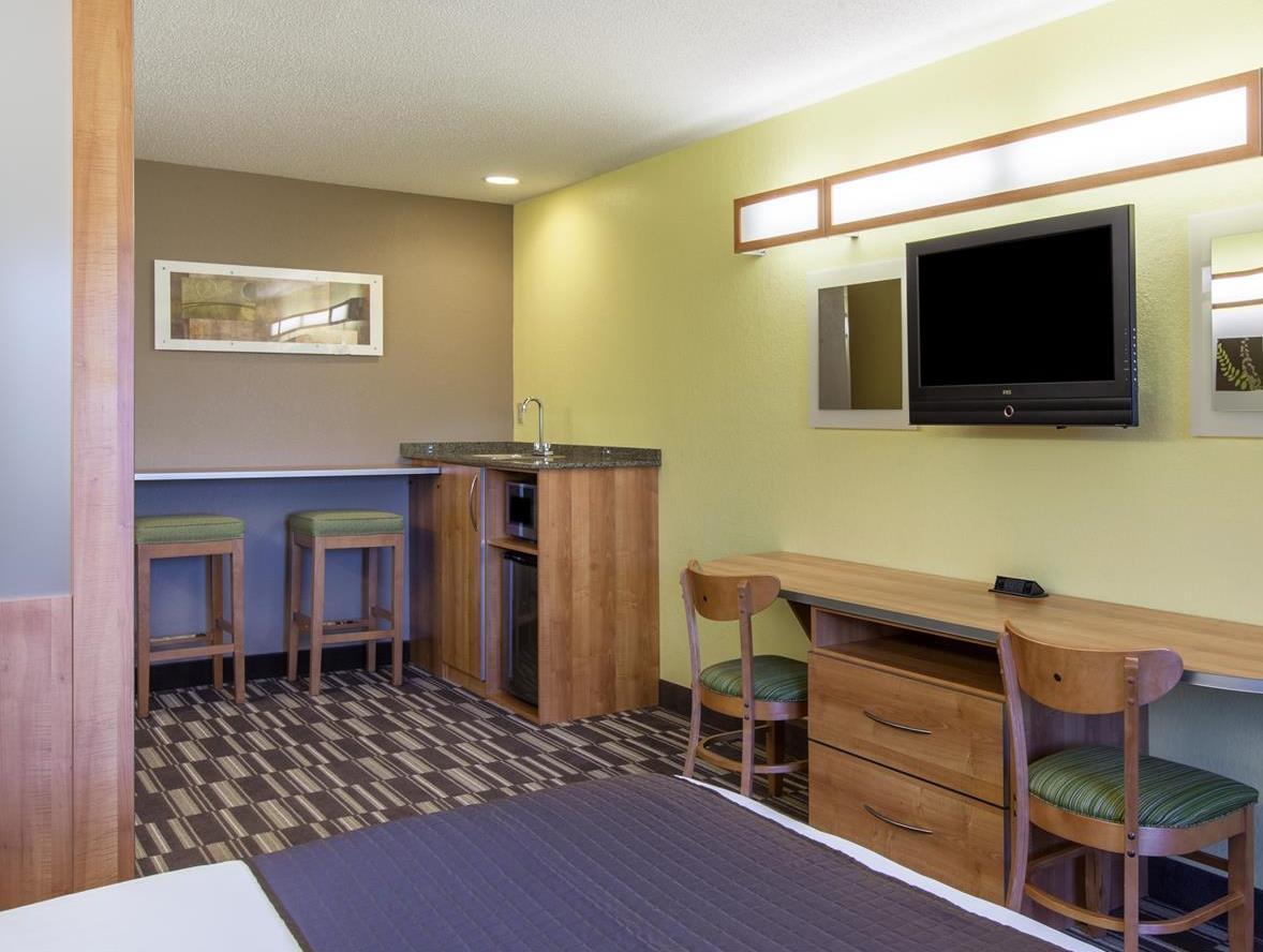 Microtel Inn & Suites By Wyndham Johnstown Eksteriør bilde