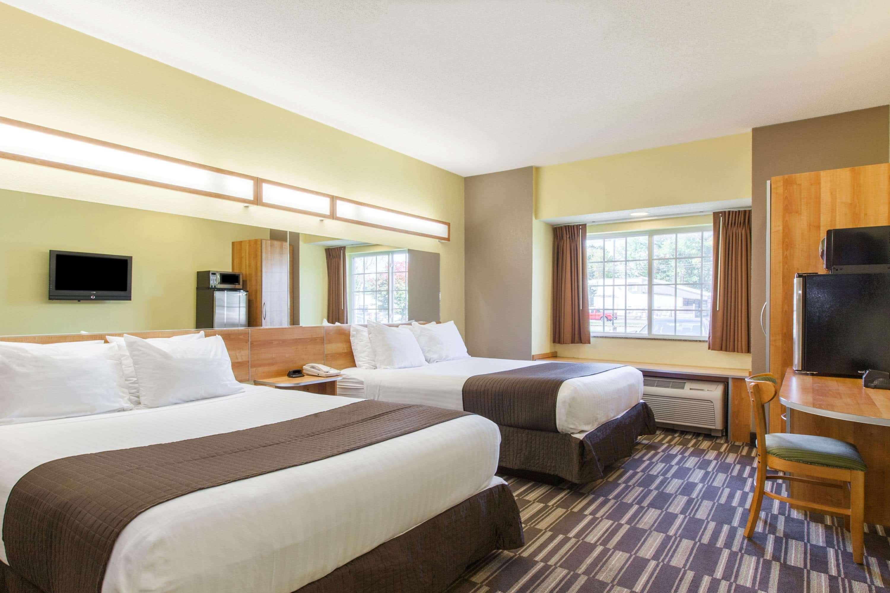 Microtel Inn & Suites By Wyndham Johnstown Eksteriør bilde